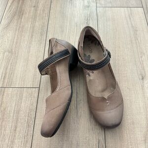 Taos Taupe & Dark Brown Mary Jane Leather Low Heel Strap Closed Toe shoe…